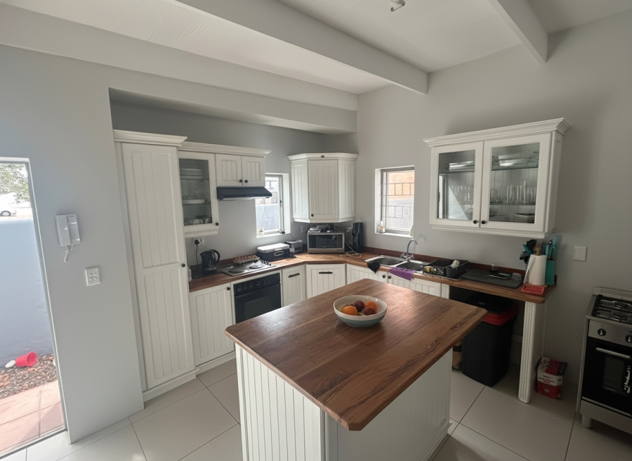 3 Bedroom Property for Sale in Bredasdorp Western Cape